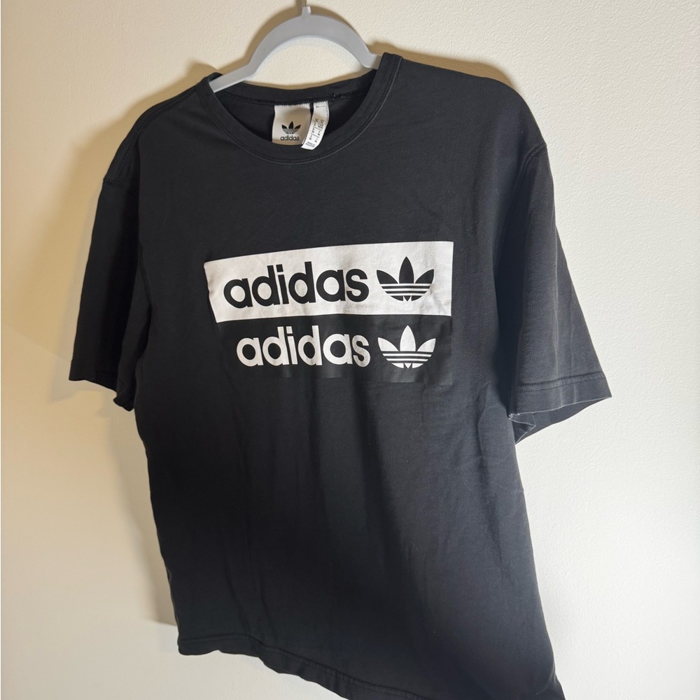 Adidas Black Logo T-Shirt - Picture 3 of 4